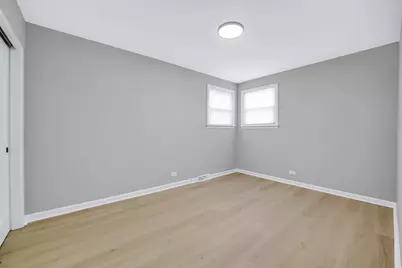 4521 S Lawler Avenue, Chicago, IL 60638 - Photo 12