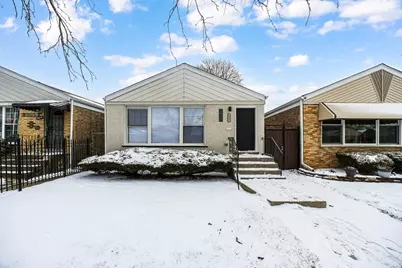 4521 S Lawler Avenue, Chicago, IL 60638 - Photo 1