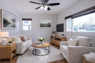 316 Sangamon St, Park Forest, IL 60466 - Photo 4