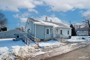 2 N Van Buren St, Newark, IL 60541 - Photo 2