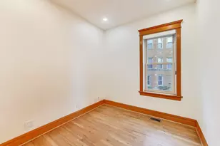 2241 W Eastwood Ave, Chicago, IL 60625 - Photo 16