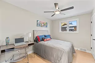 8169 S Tripp Ave, Chicago, IL 60652 - Photo 18