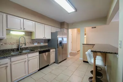 7400 Lincoln Avenue #601, Skokie, IL 60076 - Photo 4
