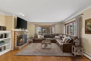 9837 S Hamilton Ave, Chicago, IL 60643 - Photo 14