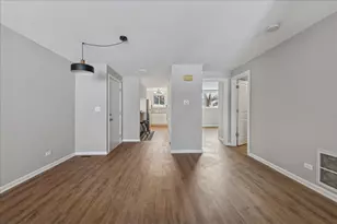 764 Terrace Ct, Elgin, IL 60120 - Photo 8