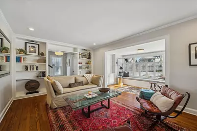 [Address not provided], Evanston, IL 60201 - Photo 8