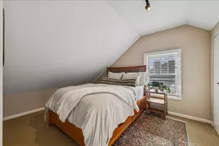 2740 Asbury Ave, Evanston, IL 60201 - Photo 26