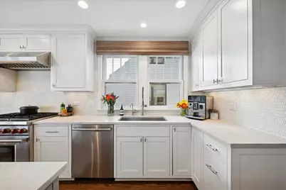 [Address not provided], Evanston, IL 60201 - Photo 12