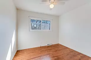 154 S Ellyn Ave, Glen Ellyn, IL 60137 - Photo 10