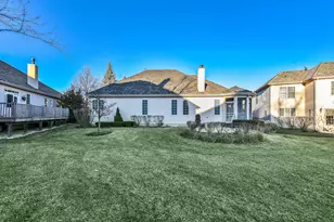 1030 Ridgeview Dr, Inverness, IL 60010 - Photo 24