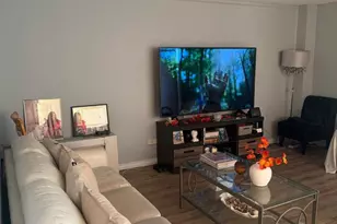 1043 S York Rd, Bensenville, IL 60106 - Photo 8