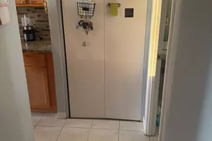 1043 S York Rd, Bensenville, IL 60106 - Photo 18