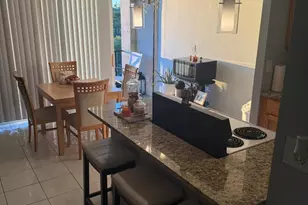 1043 S York Rd, Bensenville, IL 60106 - Photo 6