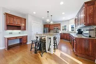 11019 W 168th St, Orland Park, IL 60467 - Photo 10