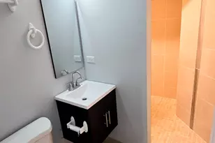 6751 S Campbell Ave, Chicago, IL 60629 - Photo 8