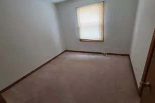 1906 Beach Rd, McHenry, IL 60050 - Photo 6