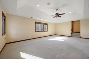 945 Internationale Pkwy, Woodridge, IL 60517 - Photo 24