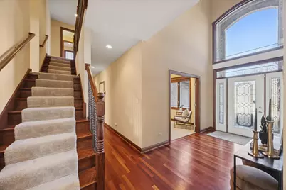 945 Internationale Parkway, Woodridge, IL 60517 - Photo 8