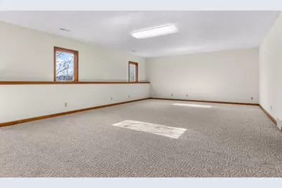 8317 Snaresbrook Road, Roscoe, IL 61073 - Photo 32