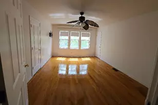 548 E 89th St, Chicago, IL 60619 - Photo 2