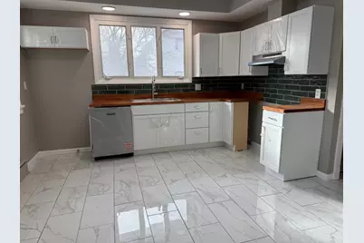 1204 6th Street, Peru, IL 61354 - Photo 8