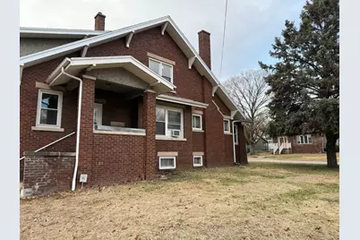 1204 6th Street, Peru, IL 61354 - Photo 2