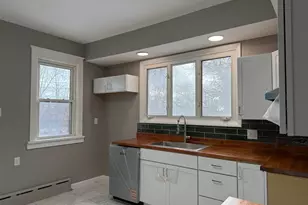 1204 6th St, Peru, IL 61354 - Photo 10