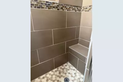 1204 6th Street, Peru, IL 61354 - Photo 20