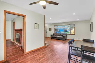 2112 Burlison Dr, Urbana, IL 61801 - Photo 10