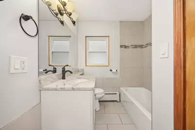 5748 W Montrose Avenue #1, Chicago, IL 60634 - Photo 12