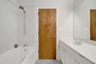 1812 S State St, Chicago, IL 60616 - Photo 18