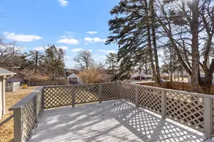 518 Shaw St, Rockford, IL 61104 - Photo 18