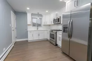 8210 S 84th Ave, Justice, IL 60458 - Photo 2