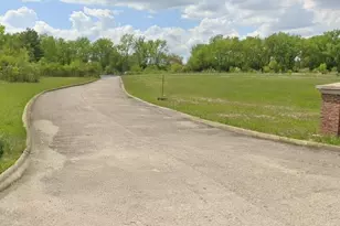 976 Mesa Ct, University Park, IL 60484 - Photo 1