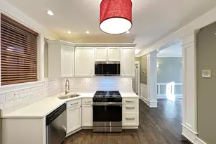 1406 W Cornelia Ave, Chicago, IL 60657 - Photo 4