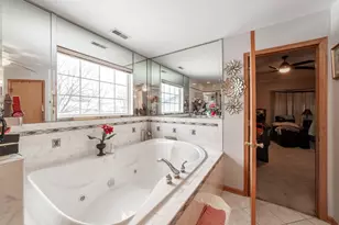 2078 Bluestem Pkwy, Lynwood, IL 60411 - Photo 32