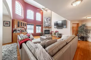 2078 Bluestem Pkwy, Lynwood, IL 60411 - Photo 16