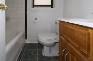 4735 N Beacon St, Chicago, IL 60640 - Photo 12