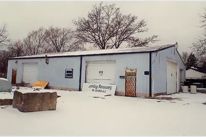 135 E Main Street, Glenwood, IL 60425 - Photo 2