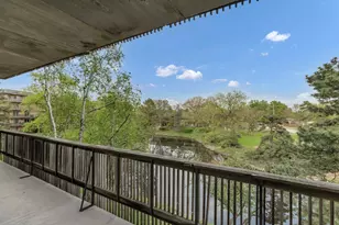 8025 Woodglen Ln, Downers Grove, IL 60516 - Photo 2