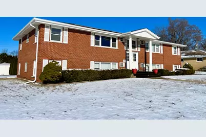 637 Pasadena Avenue #2W, Beecher, IL 60401 - Photo 1