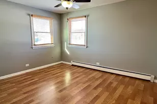 637 Pasadena Ave, Beecher, IL 60401 - Photo 14