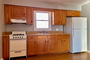 637 Pasadena Ave, Beecher, IL 60401 - Photo 8