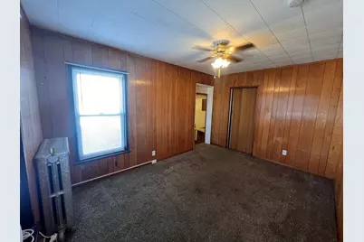 905 4th Street, Lasalle, IL 61301 - Photo 16