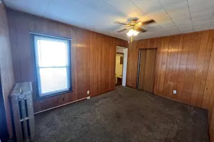 905 4th St, Lasalle, IL 61301 - Photo 16