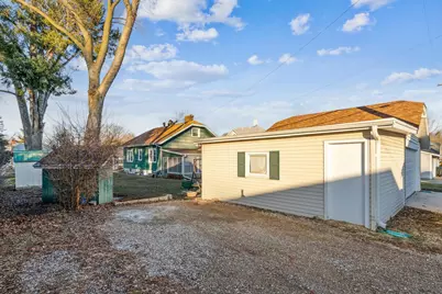 2620 12th Avenue, Moline, IL 61265 - Photo 6