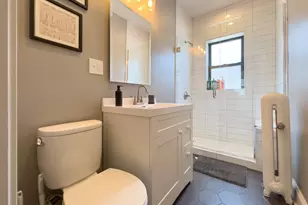 637 W Cornelia Ave, Chicago, IL 60657 - Photo 16