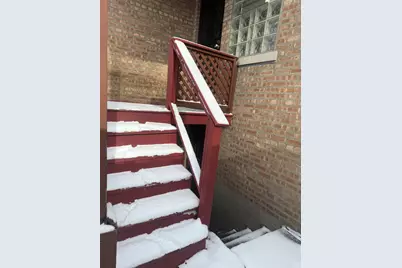 8936 S Jeffery Boulevard, Chicago, IL 60617 - Photo 18