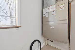 4180 Williamsburg Ct, Glenview, IL 60025 - Photo 20