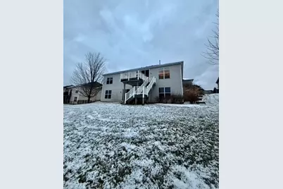 2111 Tyler Trail, McHenry, IL 60051 - Photo 2